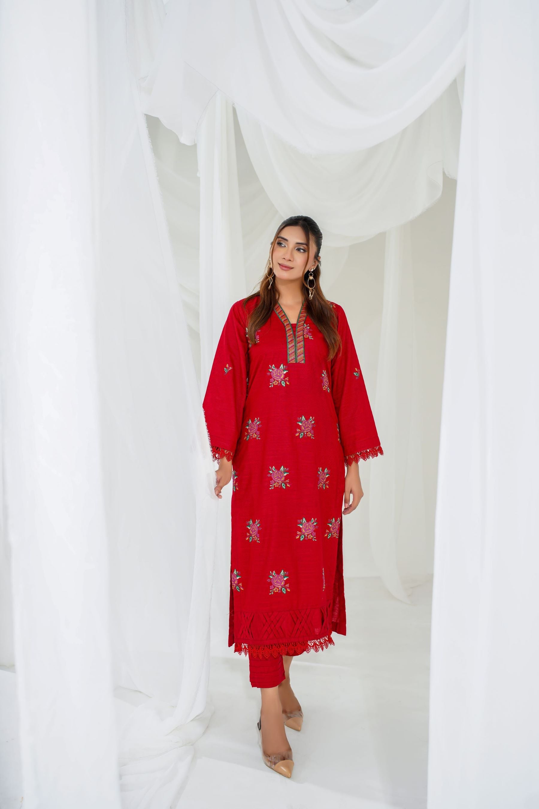 2 Piece Unstitched Embroidered Khaddar Suit (KWU24F407)